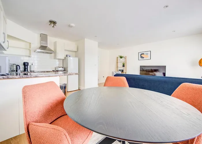 Guestready - Sleek Serenity In Hammersmith